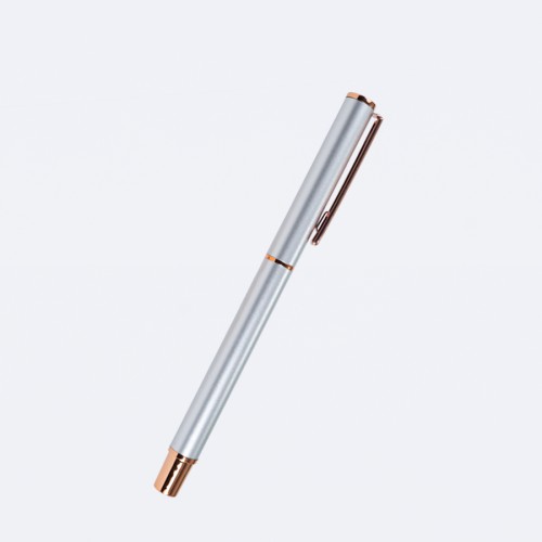 Roller pen con tapa 