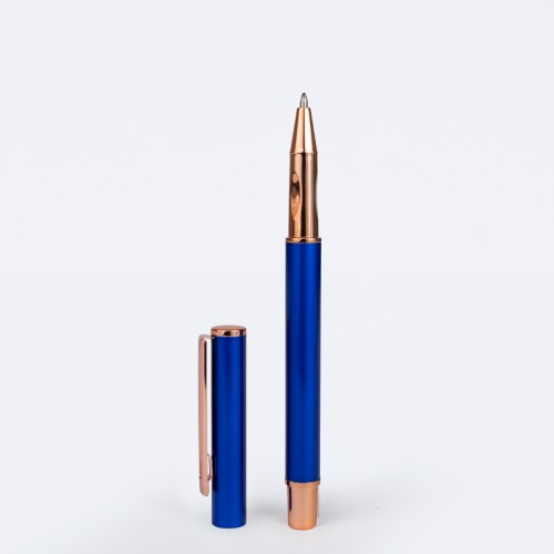 Roller pen con tapa 